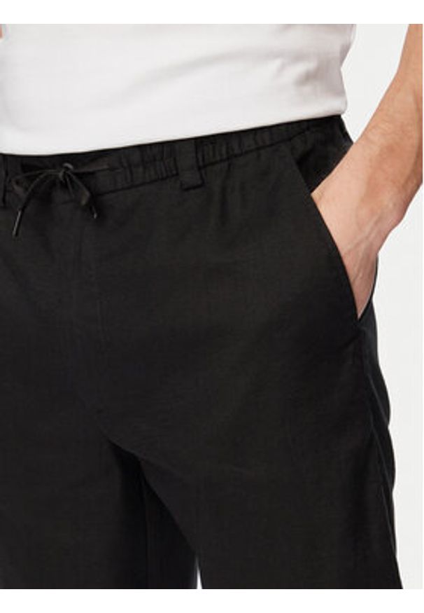 BOSS Szorty materiałowe 50559178 Czarny Regular Fit. Kolor: czarny. Materiał: len