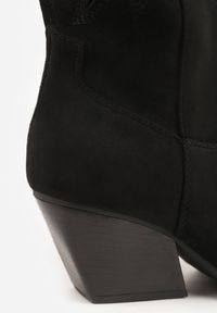 Renee - Czarne Ażurowe Kozaki Kowbojki na Obcasie typu Stożek Tidrina. Kolor: czarny. Materiał: zamsz. Wzór: ażurowy. Obcas: na obcasie. Styl: elegancki. Wysokość obcasa: średni #2