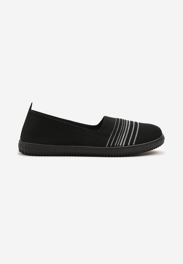 Born2be - Czarne Tenisówki z Ozdobnymi Paskami Loroti. Okazja: na co dzień. Zapięcie: pasek. Kolor: czarny. Materiał: jeans. Styl: klasyczny, casual