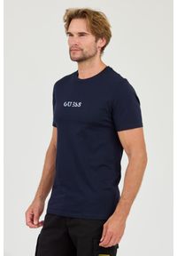 Guess - GUESS Granatowy męski t-shirt bawełniany z haftowanym logo, Rozmiar XXL. Kolor: niebieski. Materiał: bawełna. Wzór: haft #3
