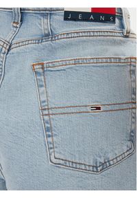 Tommy Jeans Szorty jeansowe DW0DW17645 Niebieski Mom Fit. Kolor: niebieski. Materiał: bawełna