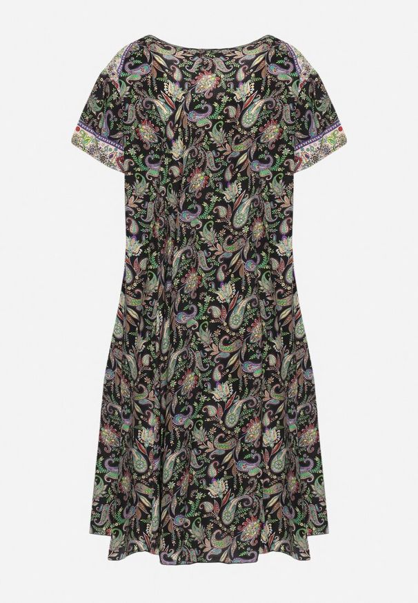 Born2be - Czarno-Zielona Wiskozowa Sukienka Rozkloszowana we Wzór Paisley Mastis. Kolor: czarny. Materiał: wiskoza. Wzór: paisley