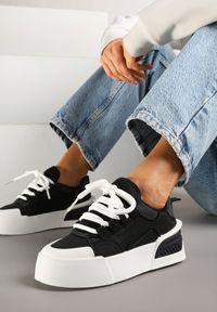 Born2be - Czarne Sneakersy Chunky w Stylu Trampek na Grubej Podeszwie Elanirelia. Okazja: na co dzień, na spacer. Nosek buta: okrągły. Kolor: czarny. Materiał: jeans. Wzór: aplikacja. Sport: turystyka piesza