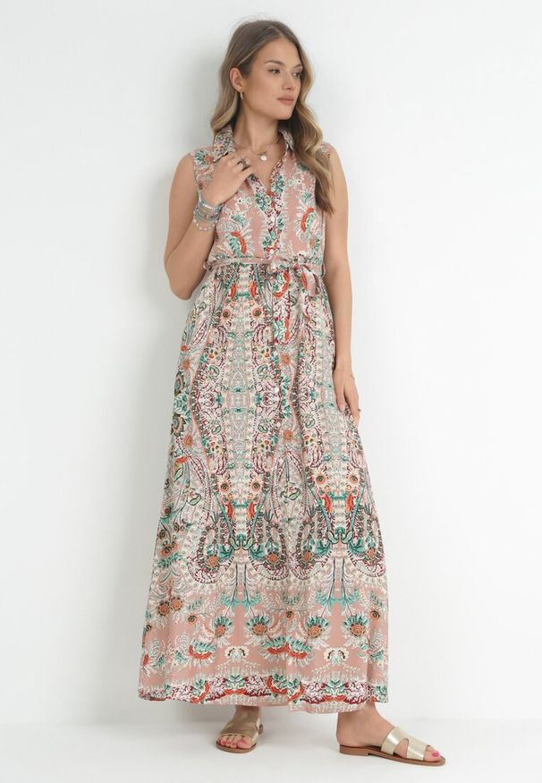 Born2be - Ciemnoróżowa Sukienka Koszulowa Siniss. Kolor: różowy. Materiał: materiał. Długość rękawa: bez rękawów. Wzór: kolorowy, aplikacja. Typ sukienki: koszulowe. Styl: boho. Długość: maxi