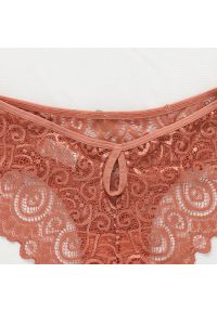 Intica - Figi z koronki na romantyczne okazje Roni. Kolor: beżowy. Materiał: koronka. Wzór: koronka #7