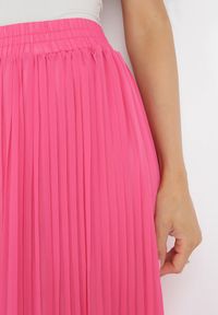 Born2be - Różowa Plisowana Spódnica Maxi z Gumką w Talii Erlere. Kolor: różowy #4