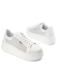 DAMISS - Białe Sneakersy Damiss Modne Obuwie Damskie. Kolor: biały. Materiał: materiał. Szerokość cholewki: normalna #5
