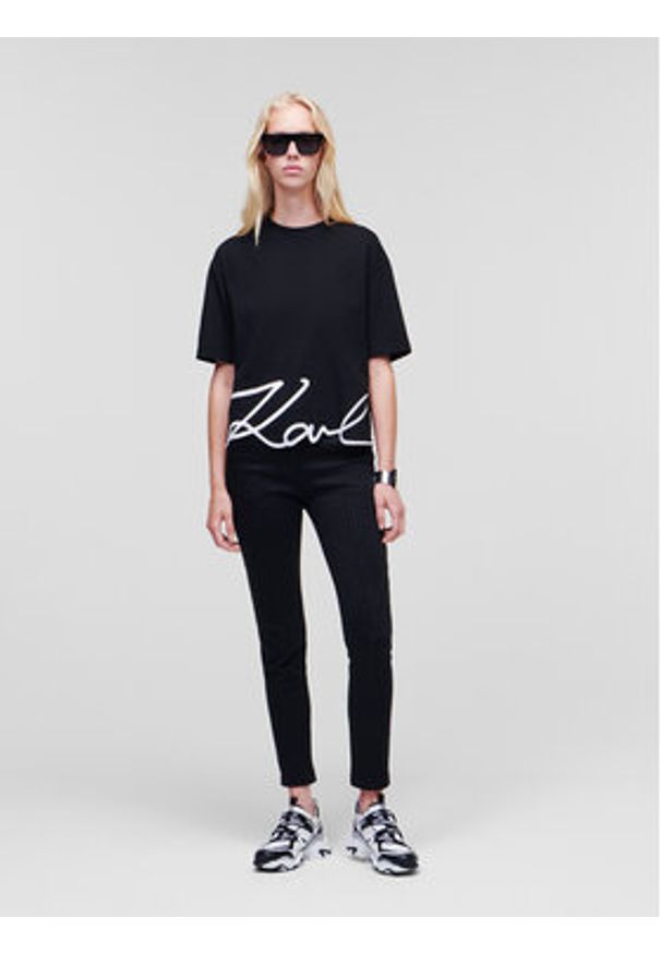 Karl Lagerfeld - KARL LAGERFELD T-Shirt Signature Hem 226W1703 Czarny Relaxed Fit. Typ kołnierza: dekolt w karo. Kolor: czarny. Materiał: bawełna