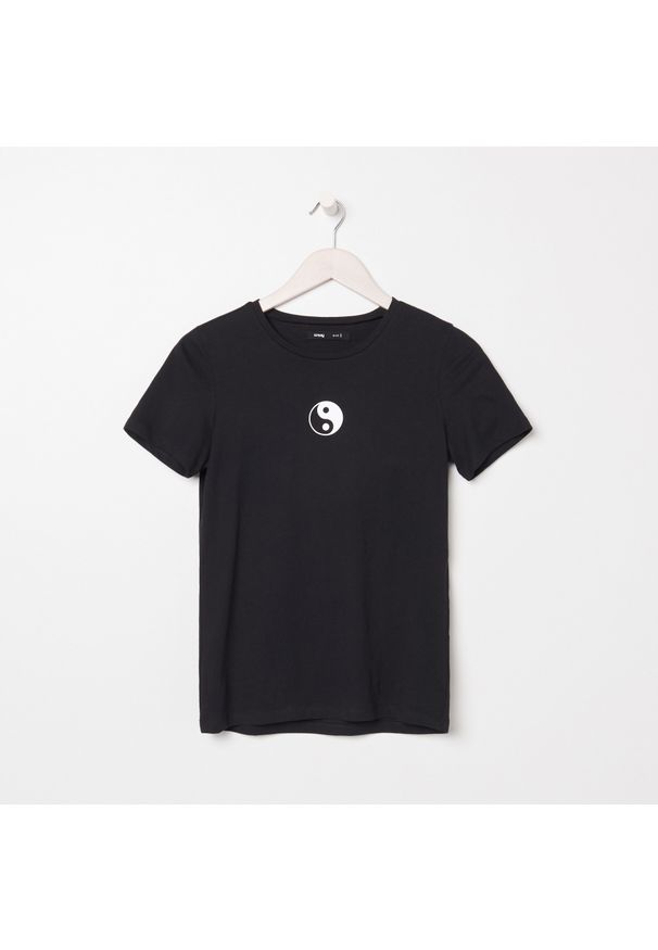 Sinsay - Koszulka z nadrukiem - Czarny. Kolor: czarny. Wzór: nadruk