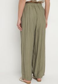 Born2be - Ciemnozielone Szerokie Spodnie z Wysokim Stanem Natalania. Okazja: na co dzień. Stan: podwyższony. Kolor: zielony. Materiał: len. Styl: casual, elegancki #7