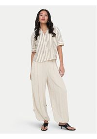 only - ONLY Spodnie materiałowe Siesta 15373197 Kremowy Regular Fit. Kolor: kremowy. Materiał: wiskoza #2