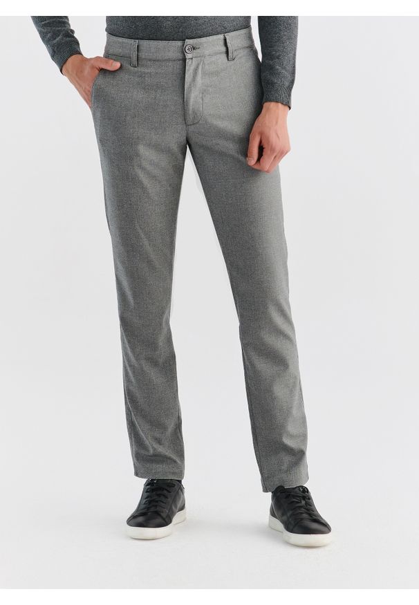 Pako Lorente - PAKO LORENTE – Szare casualowe spodnie męskie P23WF-WX-003-S-S. Okazja: na co dzień. Kolor: szary. Materiał: poliester, wiskoza, elastan. Styl: casual