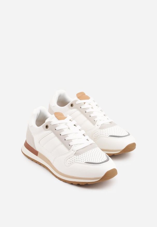 Born2be - Białe Klasyczne Buty Sportowe Sneakersy z Perforacją na Nosku Lasthora. Okazja: na co dzień, na spotkanie biznesowe, do pracy. Kolor: biały. Materiał: jeans. Szerokość cholewki: normalna. Wzór: kratka