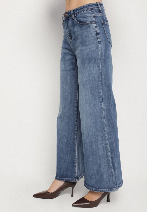 Born2be - Niebieskie Jeansy o Szerokim Kroju z Wysokim Stanem Zarisa. Okazja: na co dzień. Stan: podwyższony. Kolor: niebieski. Styl: klasyczny, casual