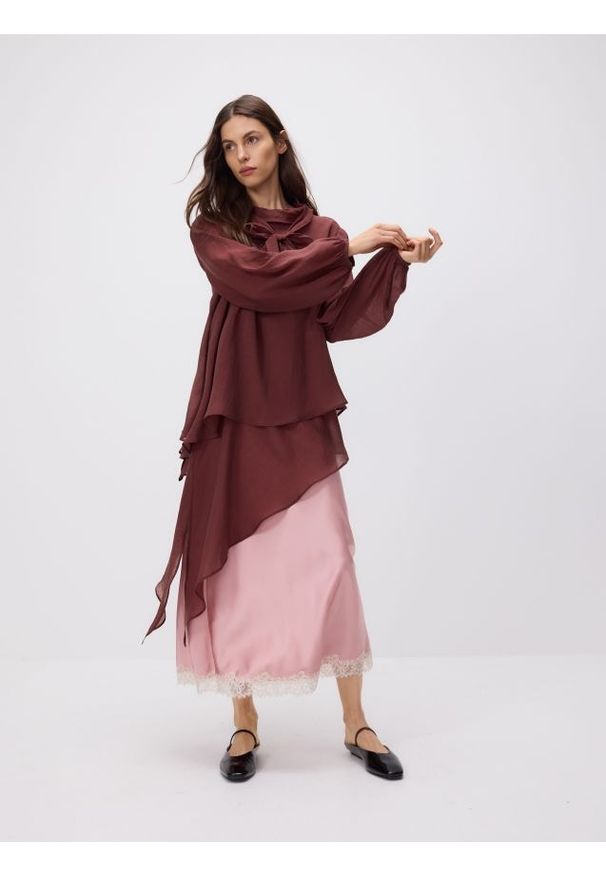 Reserved - Sukienka z lyocellem - brązowy. Kolor: brązowy. Materiał: tkanina