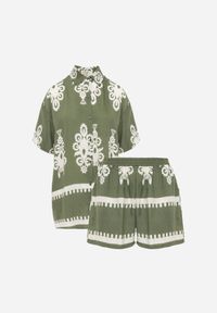 Renee - Ciemnozielony Komplet z Rustykalnym Wzorem z Szortami i Koszulą Tosnea. Kolor: zielony. Materiał: materiał, wiskoza #4