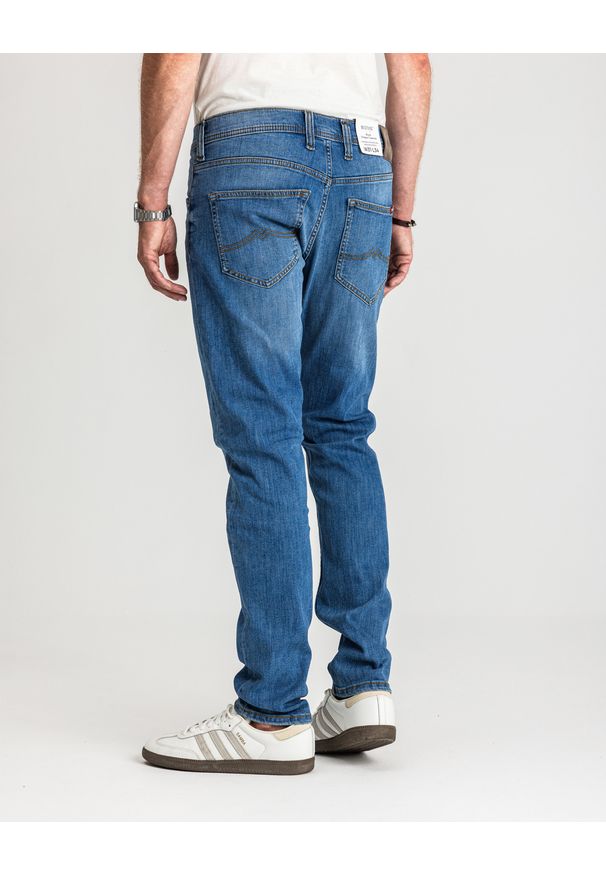 Męskie Spodnie Jeansowe Mustang Style Oregon Tapered Denim Blue 1017123 5000 682