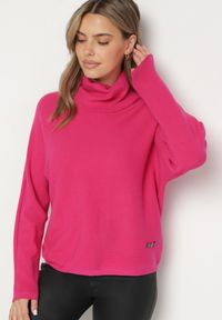 Born2be - Fuksjowy Golf z Bawełną i Wiskozą oraz Guzikami Tiaraya. Typ kołnierza: golf. Kolor: różowy. Materiał: wiskoza, bawełna. Styl: sportowy #3