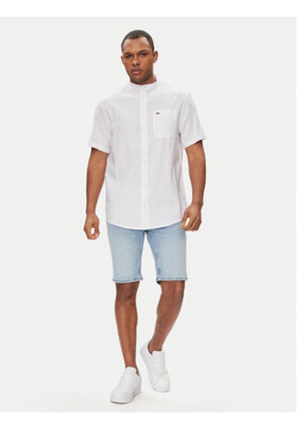 Tommy Jeans Szorty jeansowe Scanton DM0DM18798 Niebieski Slim Fit. Kolor: niebieski. Materiał: bawełna