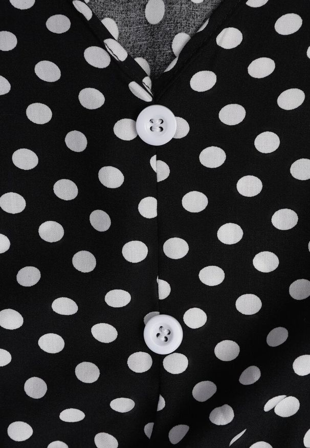 Renee - Czarno-Biała Sukienka z Bawełny o Rozkloszowanym Kroju z Gumką w Talii Emilla. Okazja: do pracy, na co dzień, na spotkanie biznesowe. Kolor: czarny. Materiał: bawełna. Długość rękawa: krótki rękaw. Typ sukienki: rozkloszowane. Styl: elegancki, biznesowy, casual