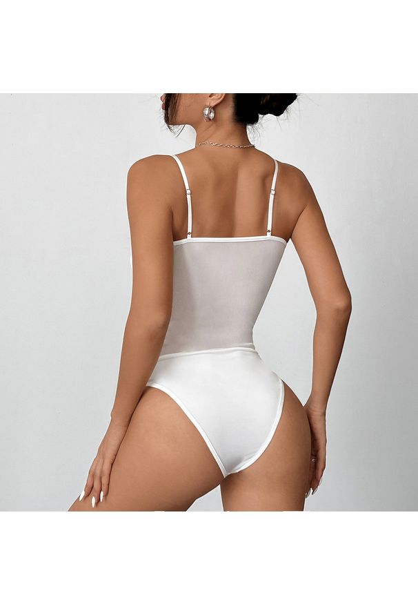 Intica - Body z sznurowaniem eleganckie na specjalne okazje Fadila. Kolor: biały. Materiał: materiał