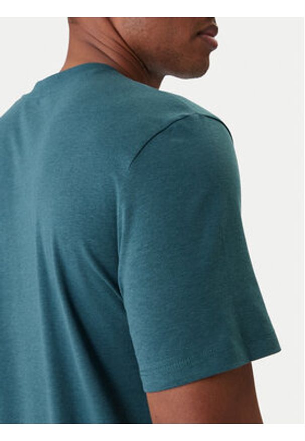 Guess T-Shirt Z2YI12 JR06K Zielony Regular Fit. Kolor: zielony. Materiał: bawełna