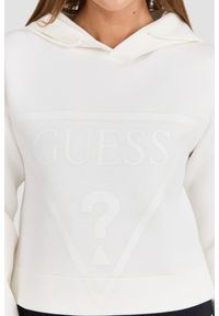 Guess - GUESS Biała damska bluza New Alisa z dużym logo, Rozmiar L. Kolor: biały. Materiał: poliamid, wiskoza, materiał, elastan #3