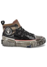 Czarne Sneakersy John Doubare Stylowe Obuwie Męskie. Okazja: na co dzień. Zapięcie: klamry. Kolor: czarny. Materiał: skóra, guma, tkanina. Szerokość cholewki: normalna. Wzór: aplikacja, moro, nadruk #2