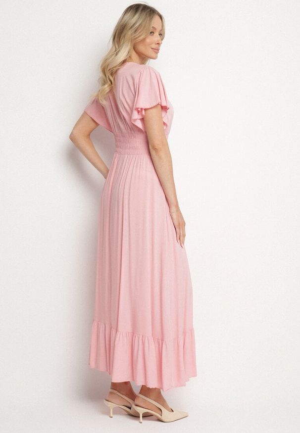 Born2be - Różowa Wiskozowa Kopertowa Sukienka o Rozkloszowanym Kroju Nellrive. Okazja: na co dzień. Typ kołnierza: dekolt w serek. Kolor: różowy. Materiał: wiskoza. Długość rękawa: krótki rękaw. Typ sukienki: kopertowe. Styl: casual, elegancki