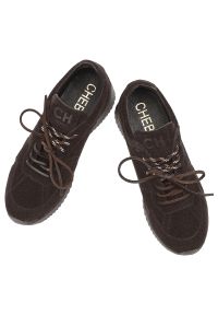 CheBello - Brązowe Sneakersy Chebello Modne Welurowe Obuwie Damskie. Okazja: na co dzień. Kolor: brązowy. Materiał: welur. Szerokość cholewki: normalna. Styl: elegancki, casual #4