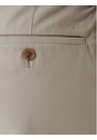 Calvin Klein Chinosy LV04LD613G Beżowy Slim Fit. Kolor: beżowy. Materiał: bawełna #3