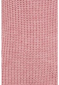 Answear Lab Sweter damski kolor różowy ciepły z golfem. Typ kołnierza: golf. Kolor: różowy. Materiał: dzianina. Długość rękawa: raglanowy rękaw. Wzór: ze splotem. Styl: wakacyjny #4