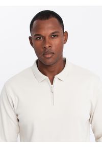 Ombre Clothing - Longsleeve męski polo z zapinanym na zamek kołnierzykiem – kremowy V3 - Rozmiar: M. Typ kołnierza: polo. Kolor: niebieski. Materiał: bawełna, skóra, materiał, dzianina. Długość rękawa: długi rękaw. Wzór: aplikacja. Styl: sportowy, elegancki #6