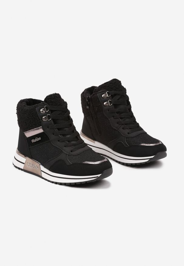 Renee - Czarne Sneakersy Zdobione Metaliczną Aplikacją Brokatem i Futrem Saliriel. Okazja: na co dzień, na spacer. Kolor: czarny. Materiał: futro. Szerokość cholewki: normalna. Wzór: aplikacja. Obcas: na obcasie. Wysokość obcasa: niski. Sport: turystyka piesza