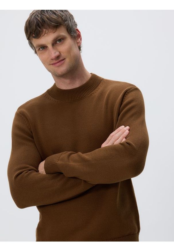 Reserved - Bawełniany półgolf - brązowy. Kolor: brązowy. Materiał: bawełna