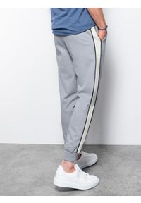 Ombre Clothing - Spodnie męskie dresowe joggery P947 - szare - XXL. Okazja: na co dzień. Kolor: szary. Materiał: dresówka. Styl: casual #5