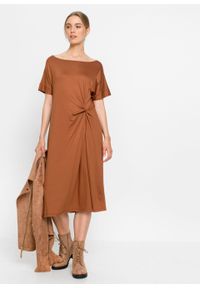 Sukienka z dżerseju z ozdobnym przewiązaniem bonprix kasztanowy. Kolor: brązowy. Materiał: jersey #7