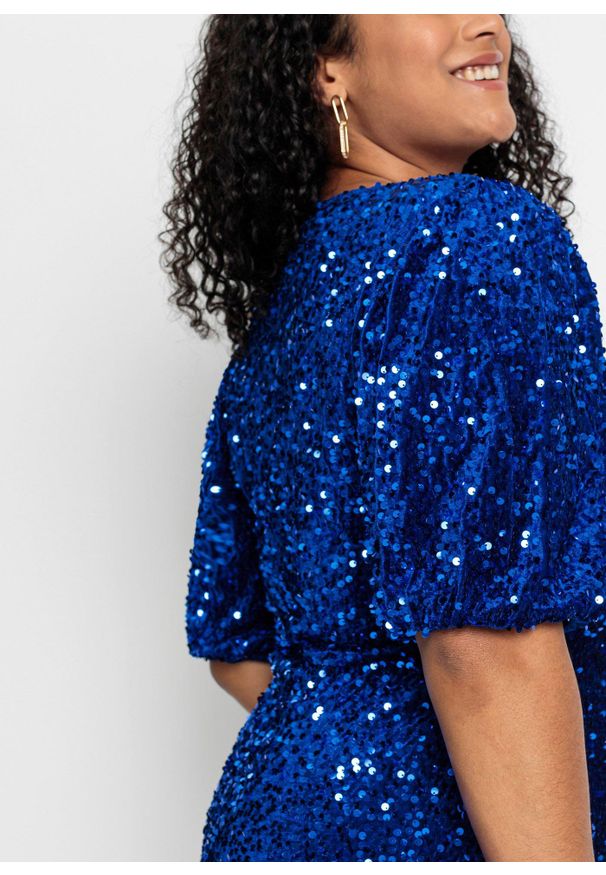 bonprix - Sukienka z cekinami. Kolor: niebieski