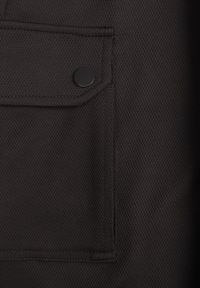 Born2be - Szare Szorty z Bawełną w Stylu Safari z Kieszeniami Cargo Sabririla. Okazja: na co dzień. Kolor: szary. Materiał: bawełna. Długość: długie. Sezon: lato. Styl: casual #3