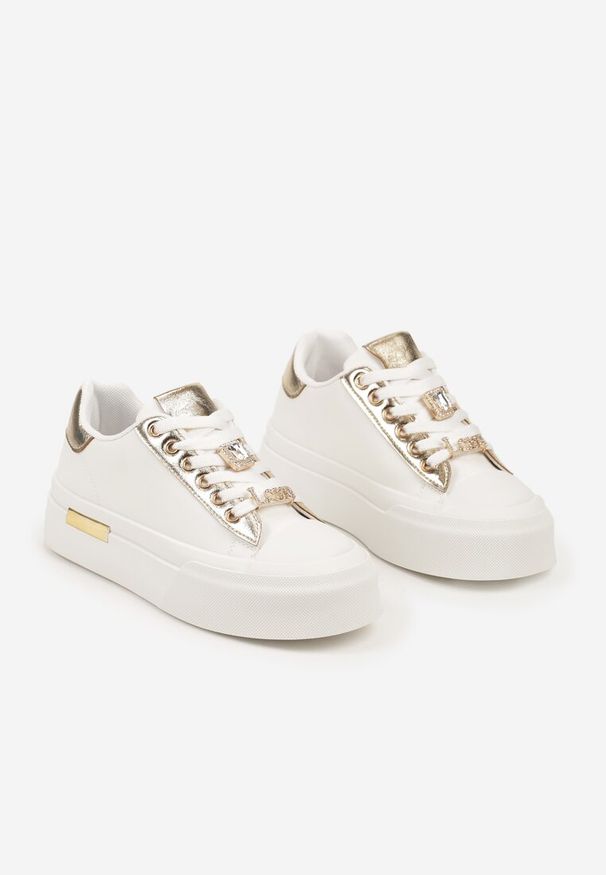 Born2be - Białe Sneakersy na Grubej Podeszwie z Metalicznymi Wstawkami i Cyrkoniami Himaria. Zapięcie: sznurówki. Kolor: biały. Materiał: jeans, jedwab