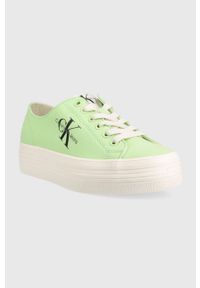 Calvin Klein Jeans tenisówki VULC FLATFORM ESSENTIAL MONO damskie kolor zielony YW0YW01030. Nosek buta: okrągły. Zapięcie: sznurówki. Kolor: zielony. Materiał: materiał. Obcas: na platformie #5