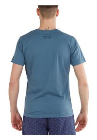 FUNDANGO - T-shirt męski Fundango Jaggy Pocket z krótkim rękawem. Kolor: niebieski. Długość rękawa: krótki rękaw. Długość: krótkie