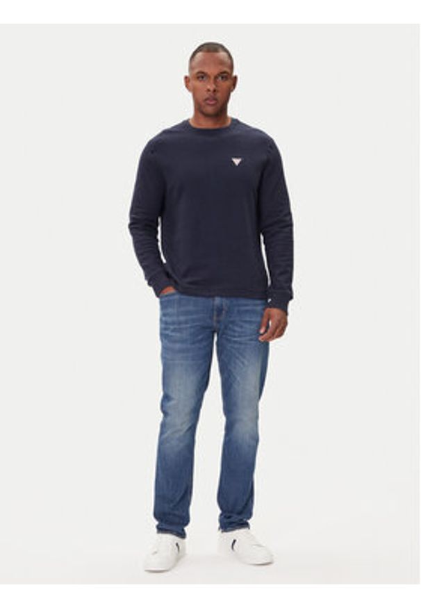 Guess Jeans Longsleeve M4BI77 KCII1 Granatowy Regular Fit. Kolor: niebieski. Materiał: bawełna. Długość rękawa: długi rękaw