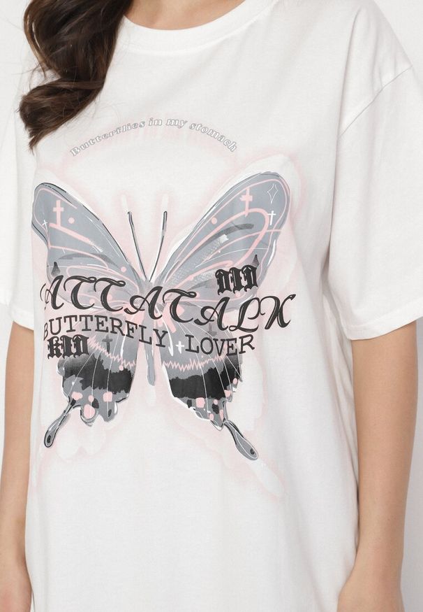 Born2be - Biały T-shirt Oversize z Bawełny z Nadrukiem z Motylem Nonatira. Okazja: na spacer. Kolor: biały. Materiał: bawełna. Wzór: nadruk. Styl: klasyczny, elegancki