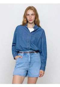 Sinsay - Szorty jeansowe paperbag z paskiem - niebieski. Kolor: niebieski. Materiał: jeans
