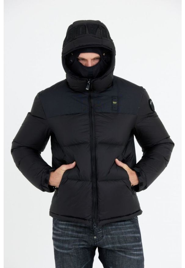 Blauer USA - BLAUER Czarna kurtka męska Cooper z logo na kapturze. Kolor: czarny