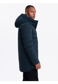 Ombre Clothing - Długa sezonowa kurtka męska w stylu outdoorowym – granatowa V2 - Rozmiar: L. Typ kołnierza: kaptur. Kolor: niebieski. Materiał: guma, tkanina, poliester, materiał, syntetyk. Długość: długie. Wzór: aplikacja #4