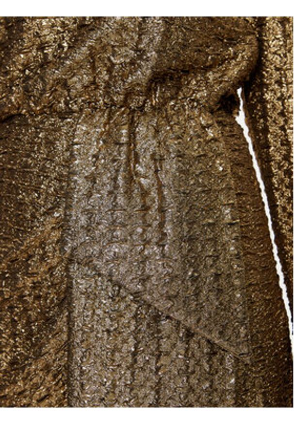 Lola Casademunt by Maite Sukienka koktajlowa MF2416006 Złoty Regular Fit. Kolor: złoty. Materiał: syntetyk. Styl: wizytowy