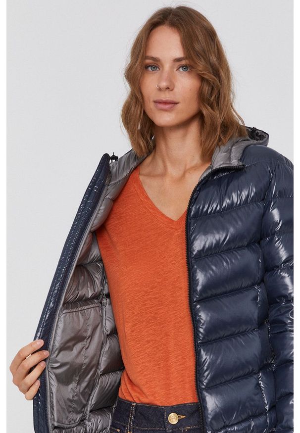 Colmar Kurtka puchowa damska kolor granatowy zimowa. Okazja: na co dzień. Kolor: niebieski. Materiał: puch. Sezon: zima. Styl: casual