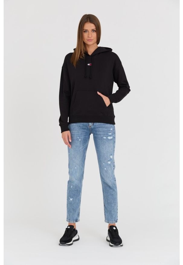 Tommy Jeans - TOMMY JEANS Czarna damska bluza z kapturem, Rozmiar XS. Typ kołnierza: kaptur. Kolor: czarny